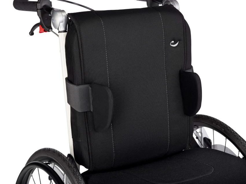 学校用座位保持機能付き車椅子Kudu固定式サイドサポート